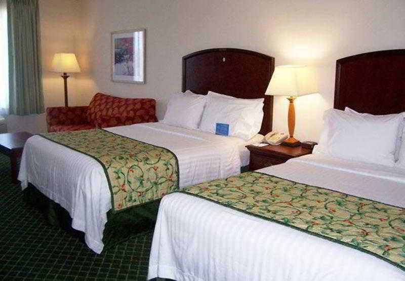 Fairfield Inn & Suites Macon Bagian luar foto